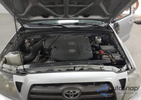 2009 Toyota Tacoma Prerunner V6 from USA, damaged, VIN 3TMJU62N49M077940